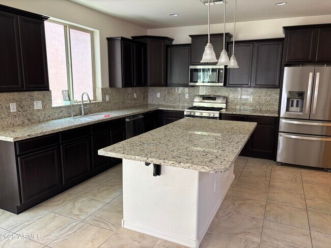 Foto del edificio - 9213 W Meadow Dr