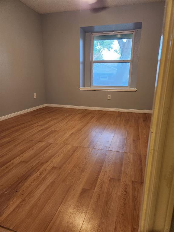 Building Photo - 8714 Kalewood Dr