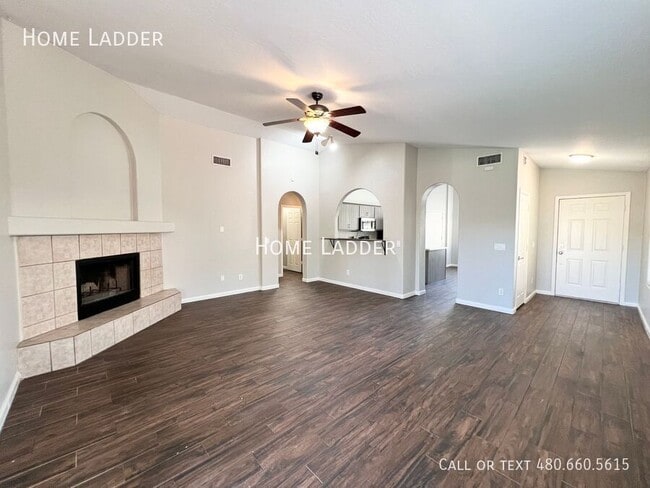 Building Photo - 1739 S Abilene Dr