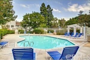 Community Pool + Jacuzzi - 10 Remington