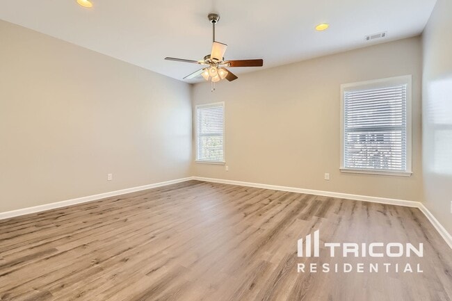 Building Photo - 4113 Roberts Crest Dr