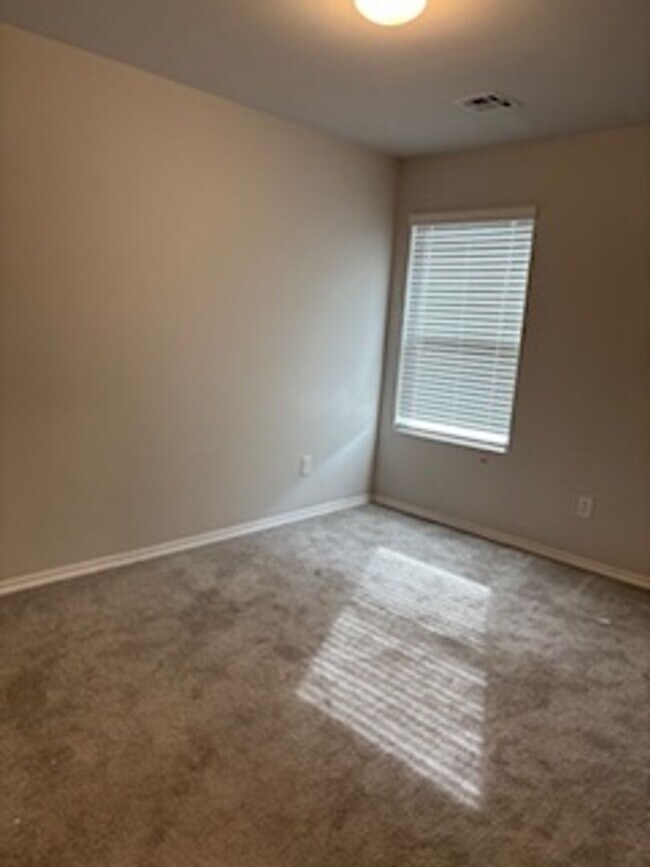 Building Photo - First Month Free!