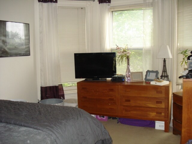 Foto del edificio - 5518 Ellsworth Ave