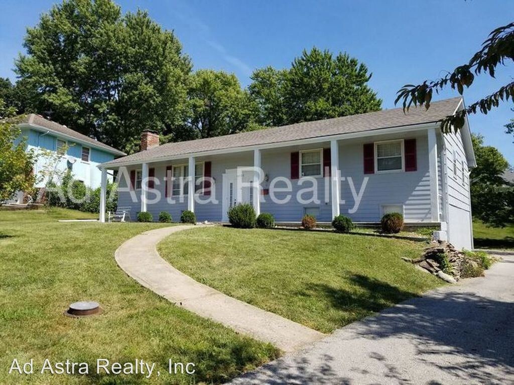 Foto principal - 6 br, 3 bath House - 10925 Bales Ave