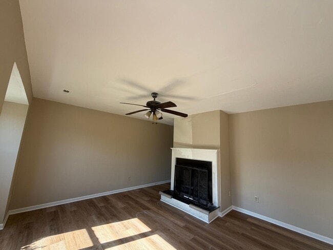 Building Photo - Georgetown Colony