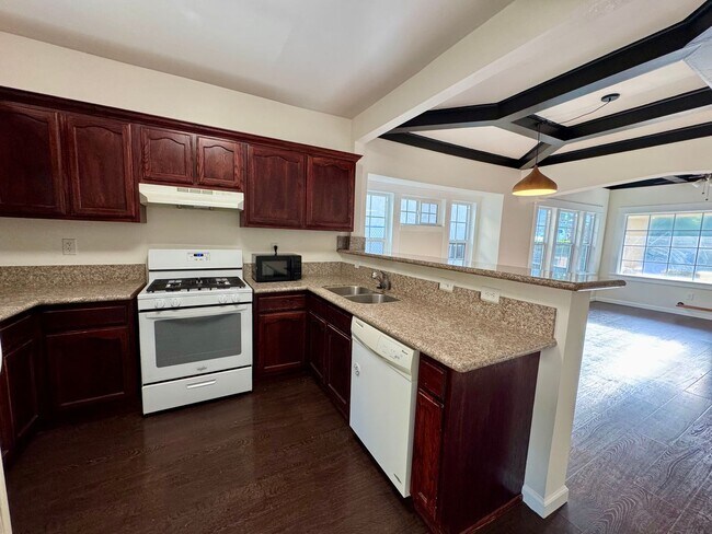 Foto del edificio - Centrally Located Minutes away from Downtown, Silver Lake, and Eagle Rock