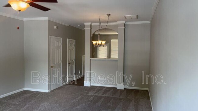 Foto del edificio - 5737 Clearbay Ln