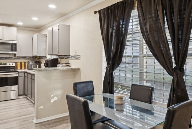 Foto del edificio - 923 Vance Jackson Rd