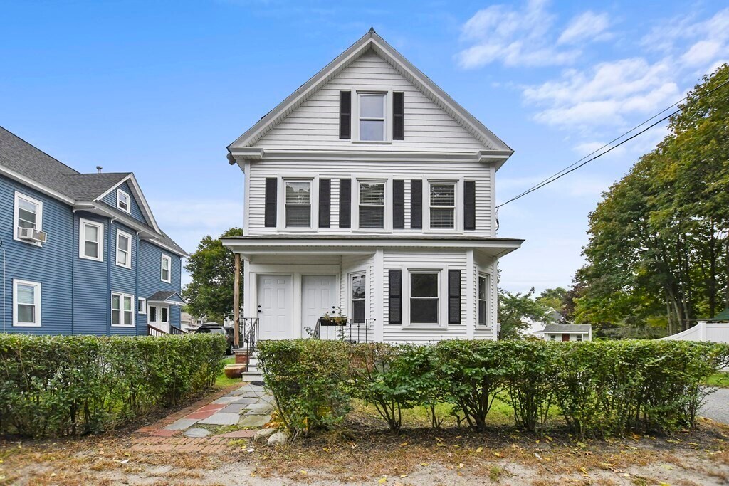 48 Boylston St Unit 1, Lowell, MA 01852 Room for Rent in Lowell, MA