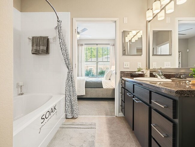 2BR, 2BA - 1025SF - Bathroom - Millennium Apartment Homes
