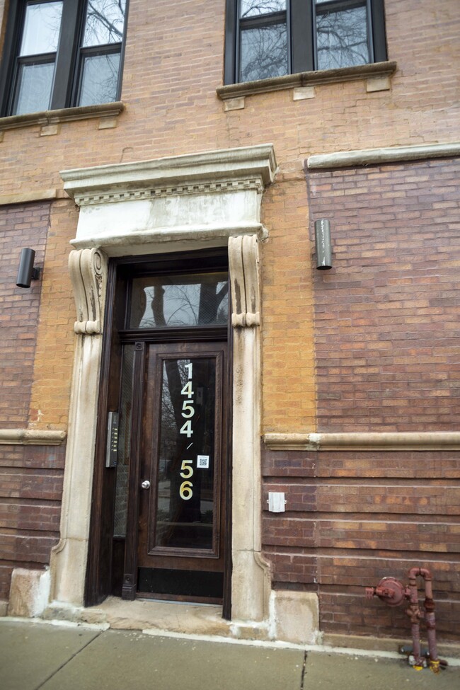 1456 W Polk! - 1456 W Polk St