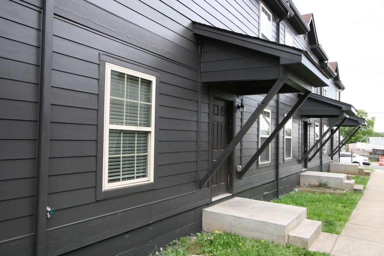 Foto principal - 616 41st Ave N