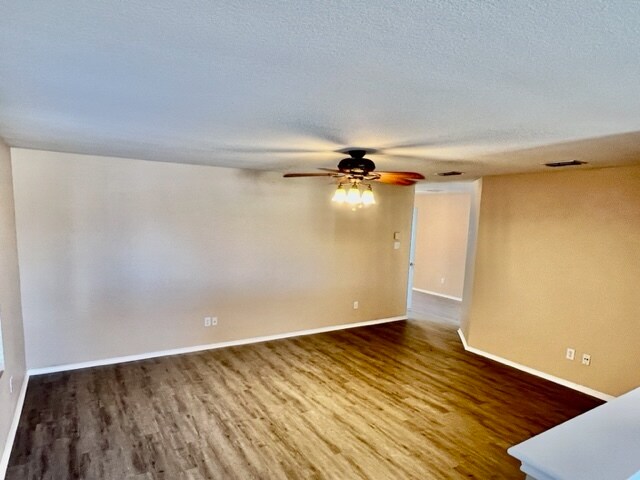 Building Photo - 936 Rio Bravo Dr
