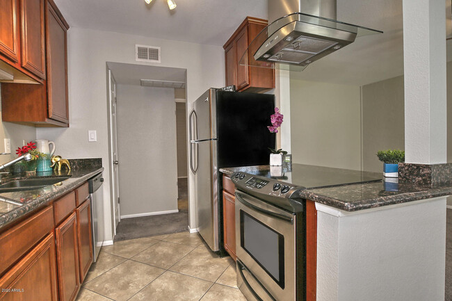 Foto del edificio - 4419 N 27th St