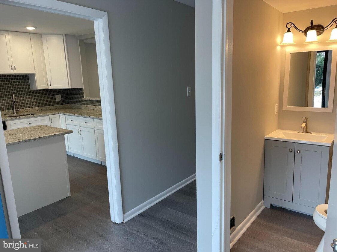 Foto principal - 11715 Newbridge Ct