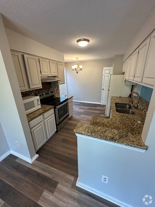 Building Photo - 4621 Hamory Dr