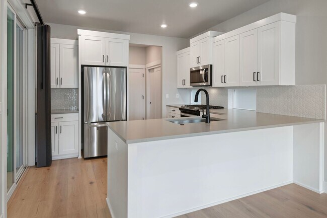 Foto del edificio - 20852 SE Denver Dr