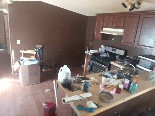 Foto del edificio - 3500 N Dirksen Pkwy