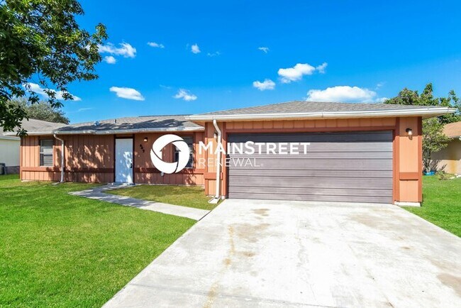 Building Photo - 3 Bedroom Pet-Friendly Home in Palm Bay, FL with Main Street Renewal