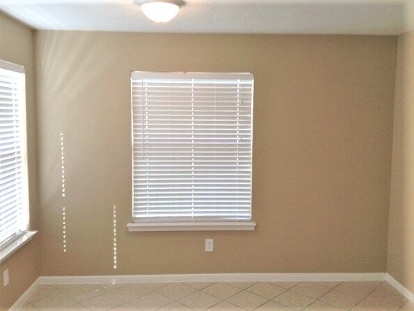 Foto del edificio - 15923 Mission Glen Dr