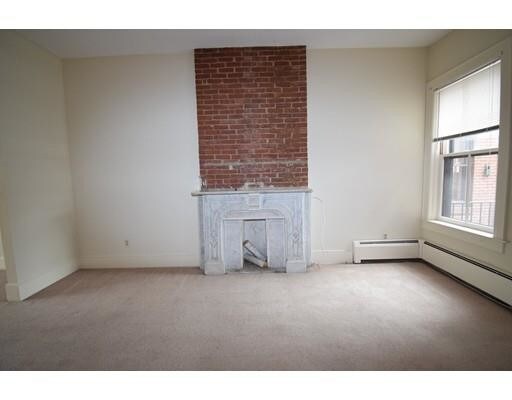 Building Photo - 43 Mattoon St