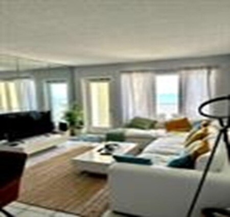 Foto del edificio - 750 N Ocean Blvd
