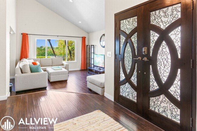 Foto del edificio - Beautifully Upgraded Home in Prime Mission Viejo Location