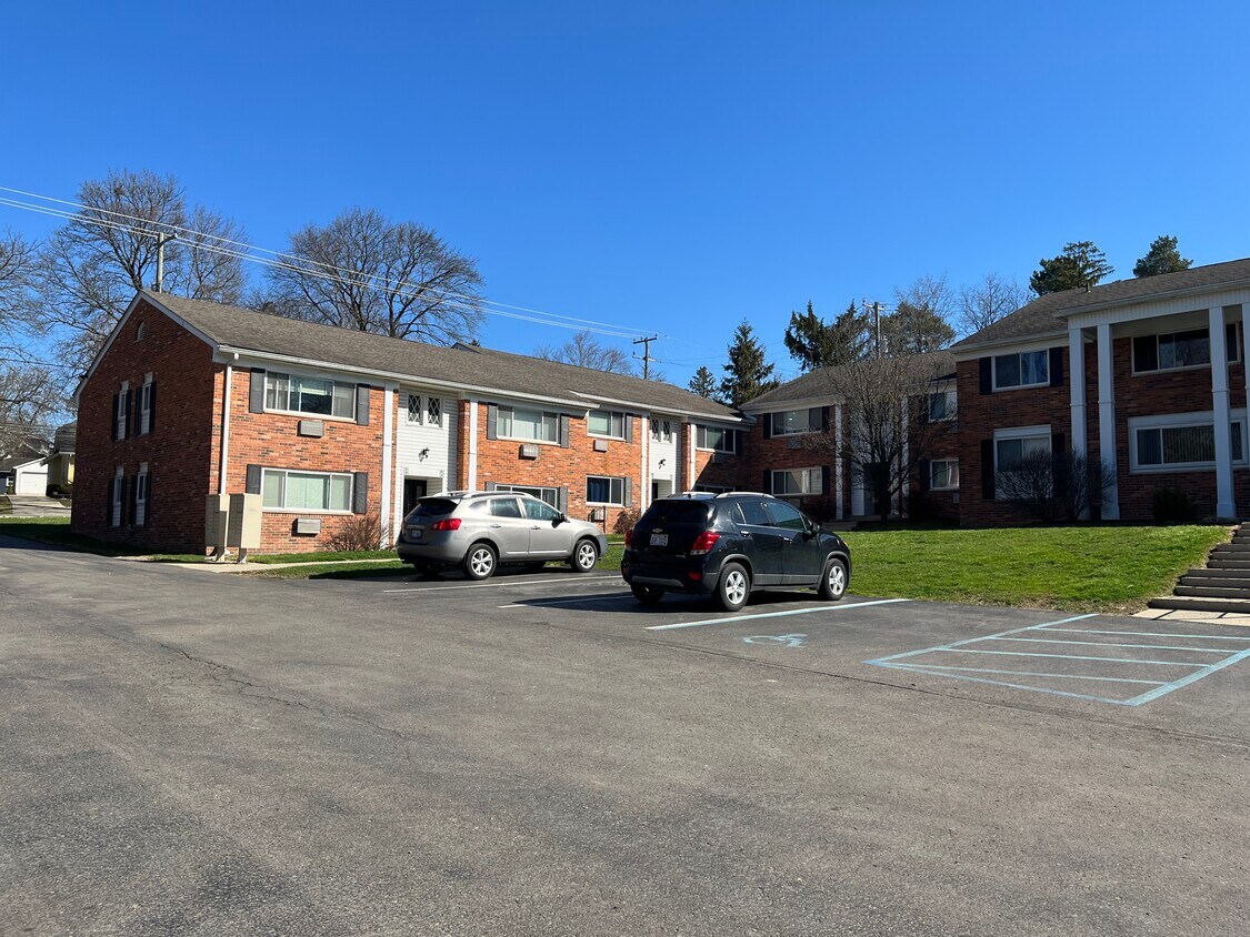 525 Fairbrook St Unit 214, Northville, MI 48167 Condo for Rent in