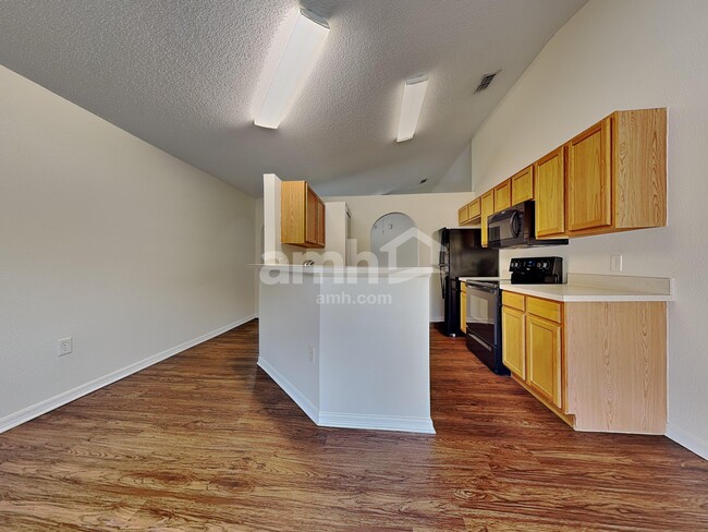 Building Photo - 30303 Pongo Way