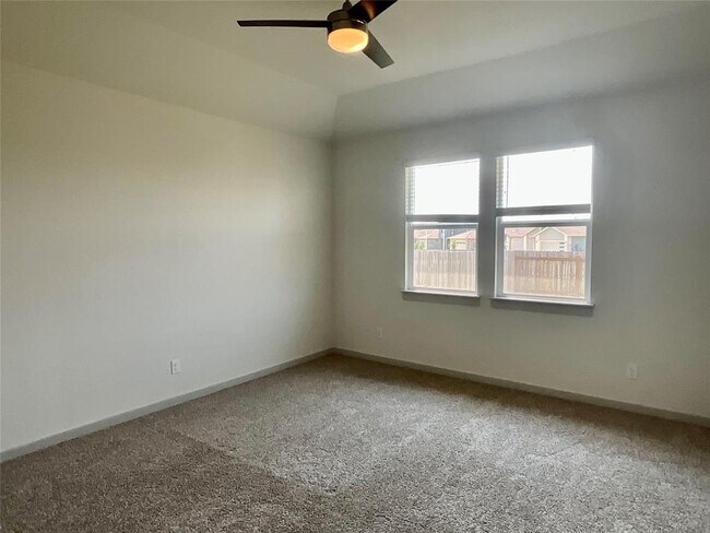 Foto del edificio - 222 New Hampton Wy