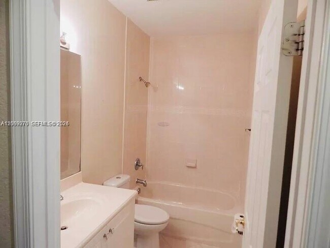 Foto del edificio - 8444 SW 29th St
