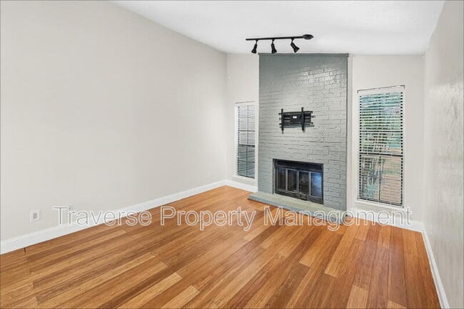 Building Photo - 1108 Quail Valley Ln