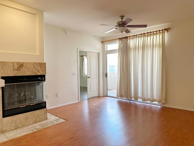 Building Photo - 7400 W Flamingo Rd