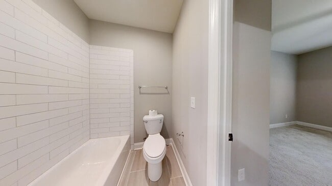 Building Photo - One Level Condo in North Auburn