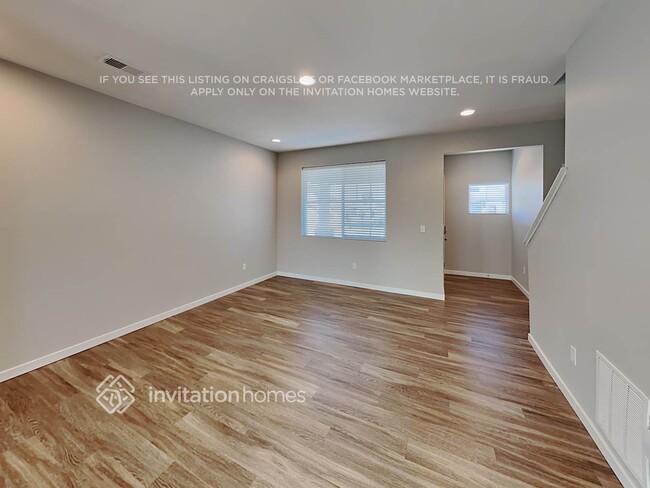 Building Photo - 2168 Bock St