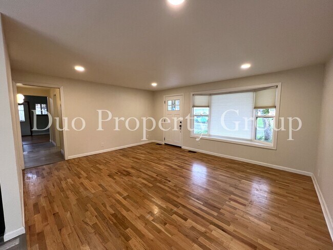 Foto del edificio - Edgewood South Eugene Home