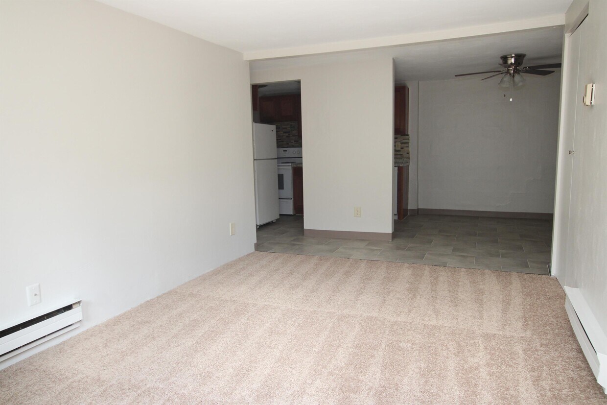 Foto principal - 438 Park Manor Pl