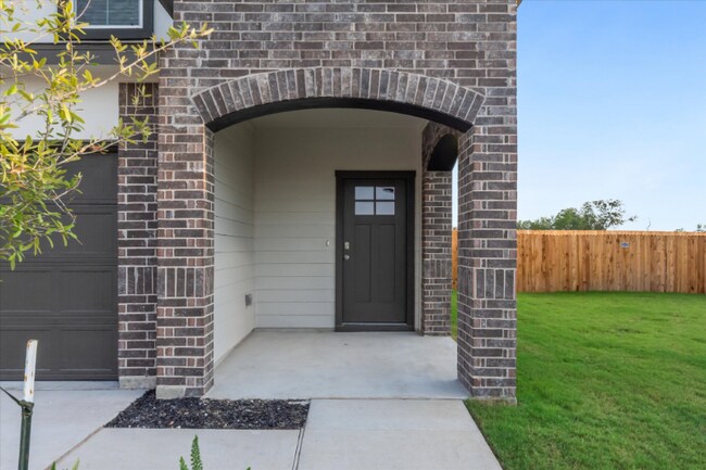 Foto del edificio - 112 New Albany Ln