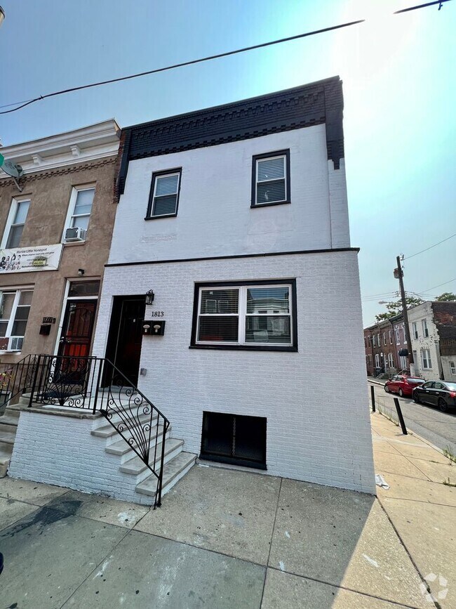 Building Photo - 1813 S 23rd St