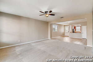 Foto del edificio - 6607 Shadden Oaks