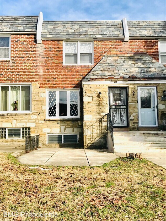 Primary Photo - 3 br, 2.5 bath House - 315 E Claremont Rd