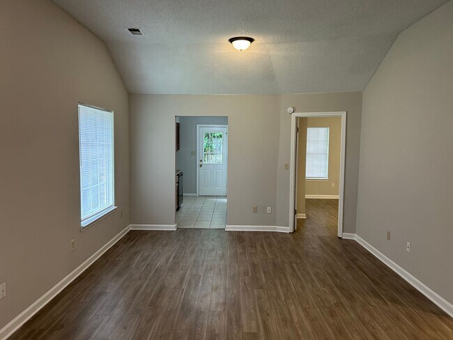 Foto del edificio - 2900 Brachton Cove W