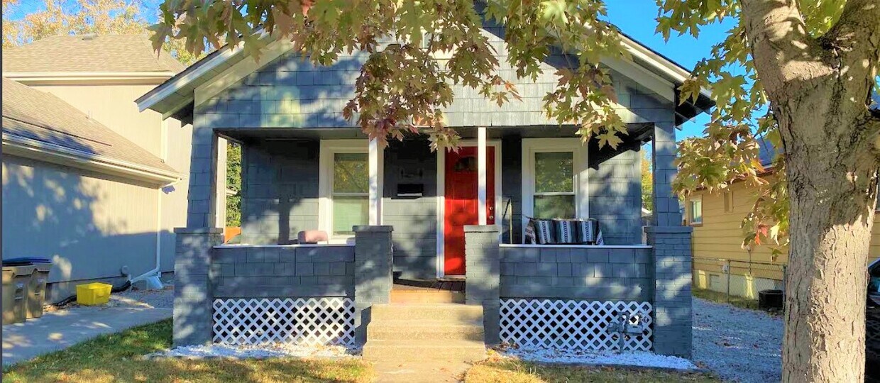 Primary Photo - 1224 E 23rd Ave