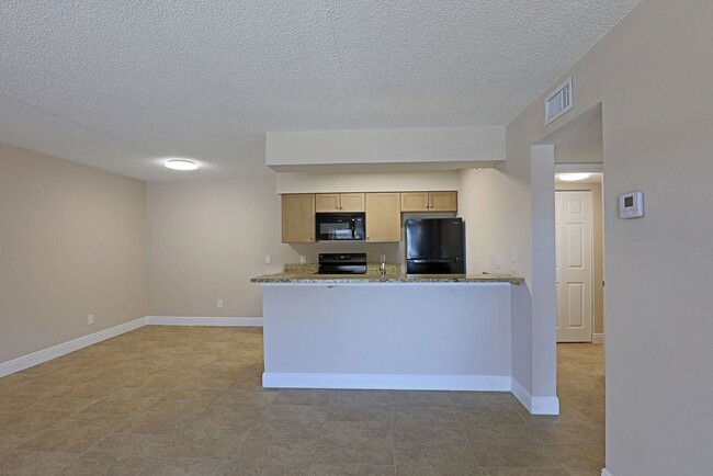 Photo - Mystic Gardens 5325-2508 Apartment