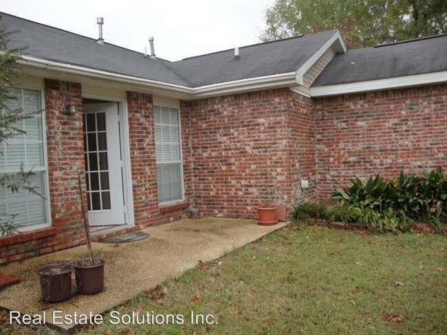 Foto del edificio - 335 Willow Bay Dr