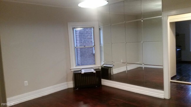 Foto del edificio - 5048 45th St