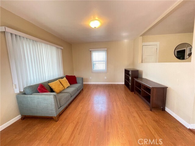 Primary Photo - 12114 Laurel Ave