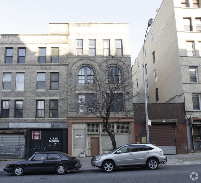 Building Photo - 73 Washington Ave