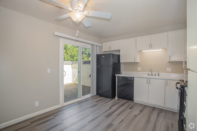 1 habitación, 1 baño - 700 pies cuadrados - Montecito Apartments