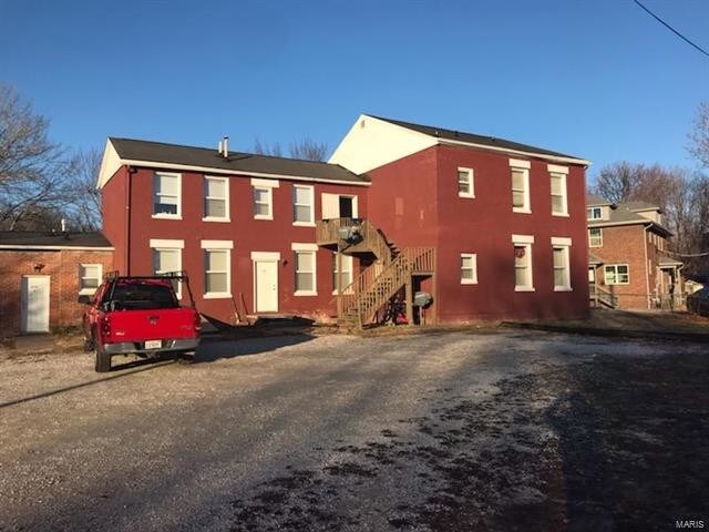 Primary Photo - 2443 Mills Ave